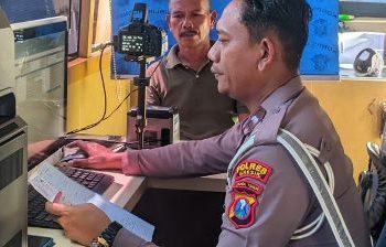 Wujud Pelayanan Prima, Polres Gresik Hadirkan Layanan SIM di Kepulauan Bawean